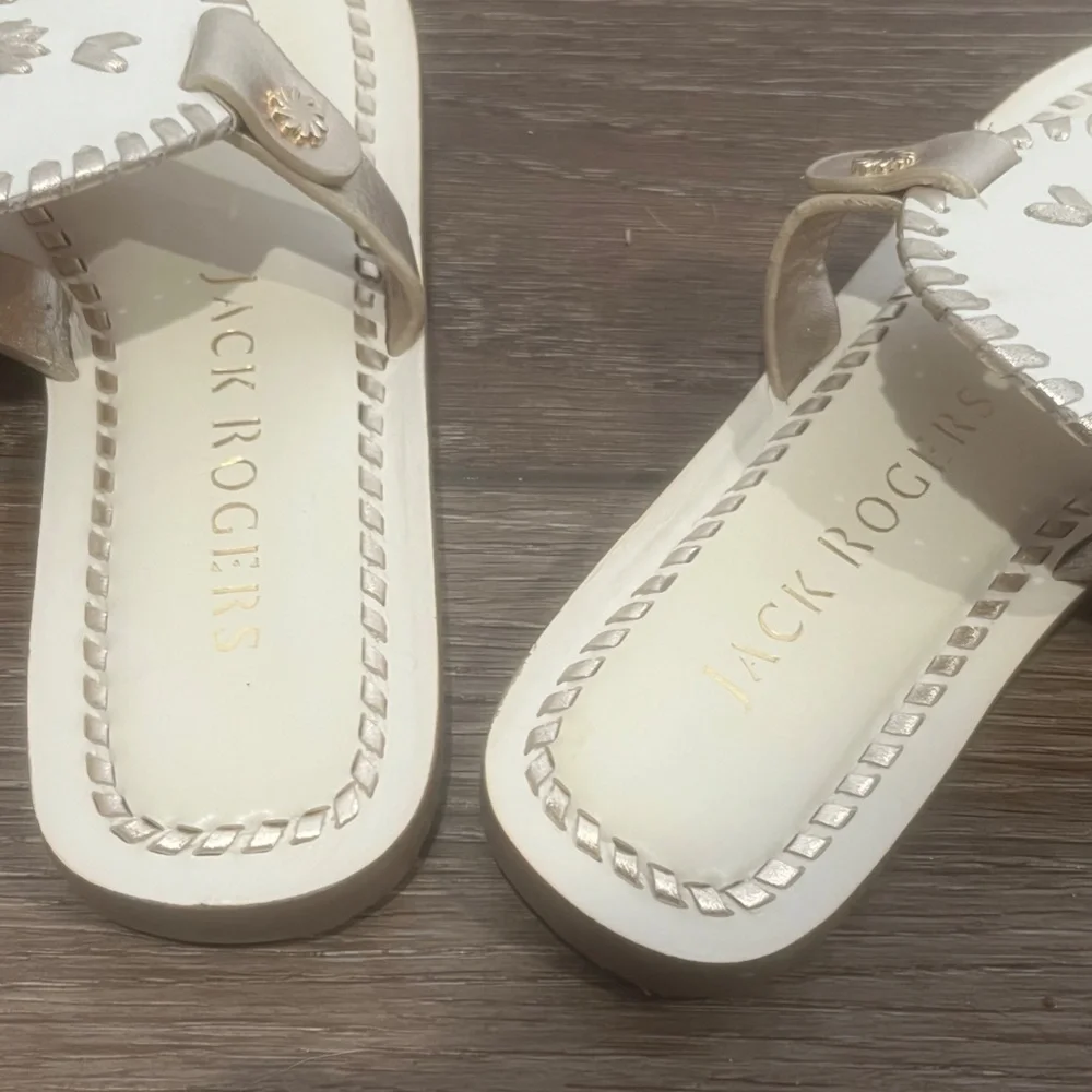 Jack Rogers Collins Flat Leather Sandals, Off-White and Gold, Size 5, Like New - Picture 3 of 8